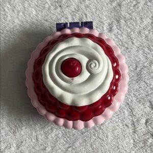 Strawberry Shortcake Berry Sweet Juice Shop 2006